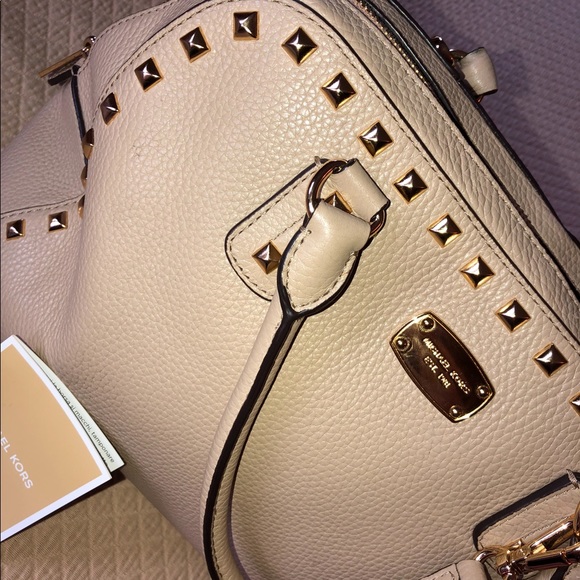 Authentic Michael Kors Purse - Picture 6 of 8